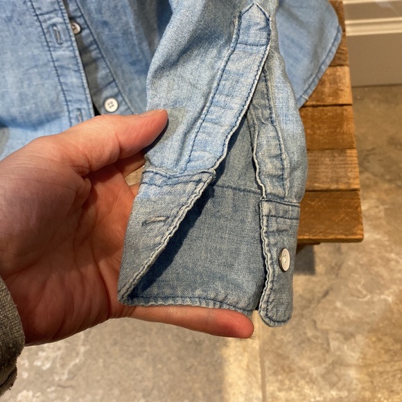 Old Navy Classic Shirt - Picture 4 of 7